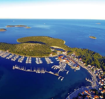 Marina Frapa, Rogoznica